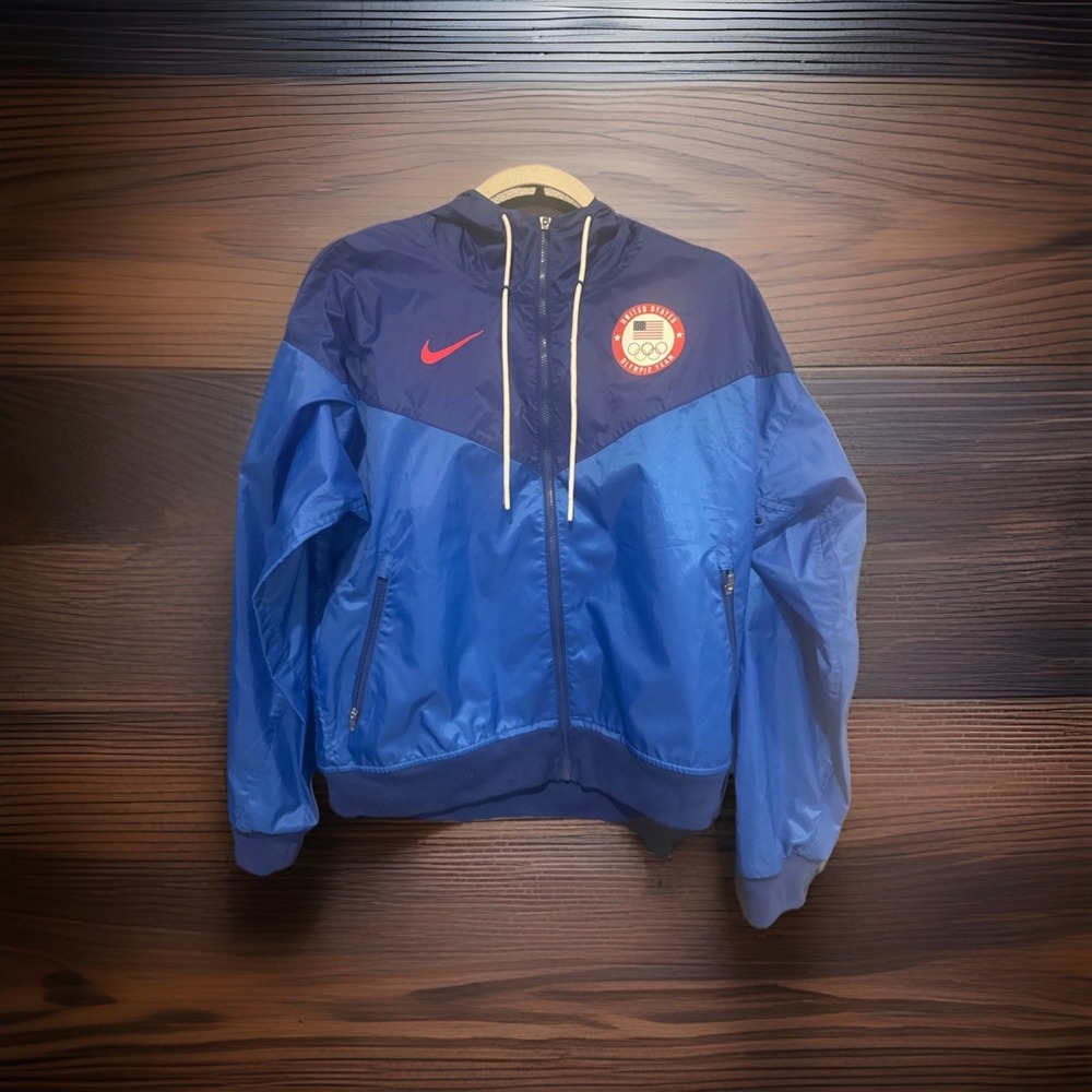 Nike Team USA 2020 Olympic Windrunner Nylon Jacket Hooded Women's‎ Medium Flag